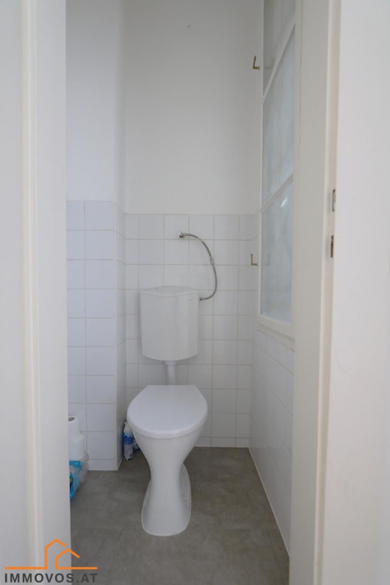 sep WC neben dem Eingang