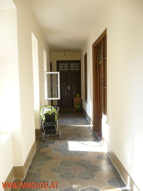 B. Stiegenhausambiente