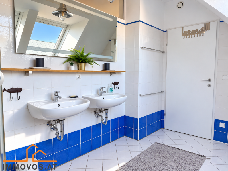 WOHNTRAUM IN MÖDLING - EXKLUSIVE 4-ZIMMER-DG-WOHNUNG MIT TERRASSE, FERNBLICK & TIEFGARAGENPLATZ /  / 2340&nbsp;M�dling / Bild 9