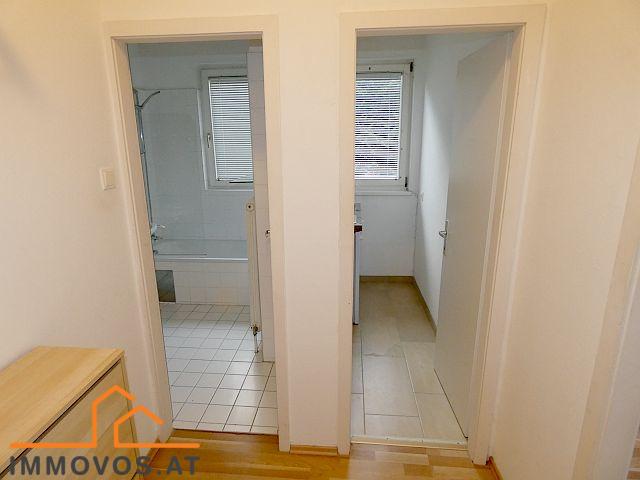Vorzimmer_Bad_Küche.jpg